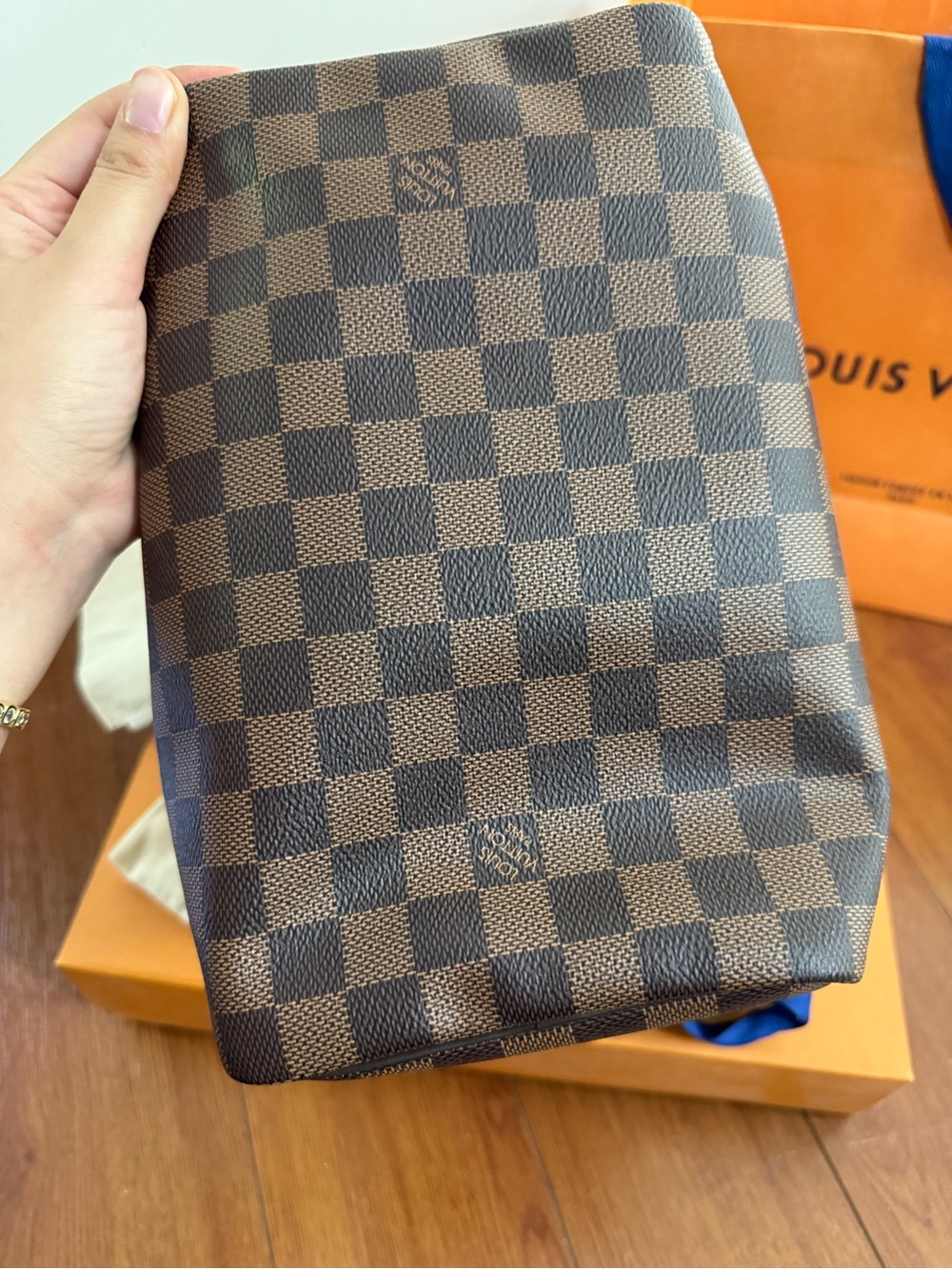 Louis Vuitton Damier Ebene Speedy 25 Monogram Bag - Picture 6 of 8